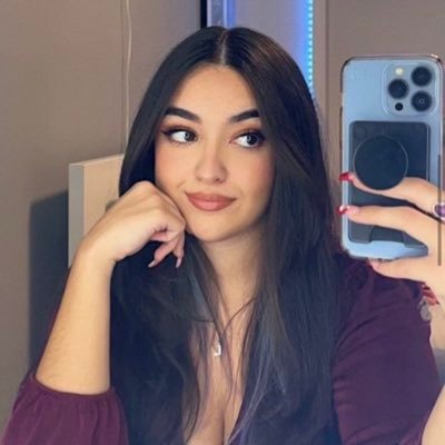 lolanicole33 Profile Picture