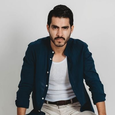 Pregunte sin compromiso. Actor y mucho más.