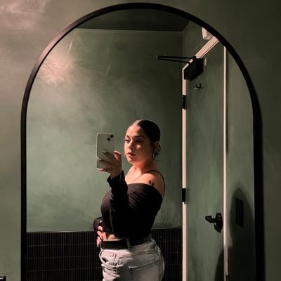 madreofpitbulls's profile picture. $lbdomino she/they/bitch