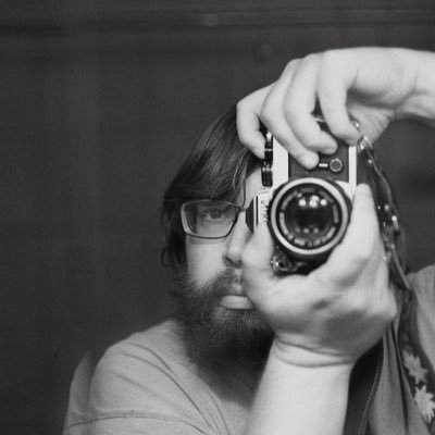 Photographer who primarily focuses on Analog photography. lives with 4 dogs in Floriweird. Enjoys Hiking and biking. Antique and weird Knick Knacks explorer