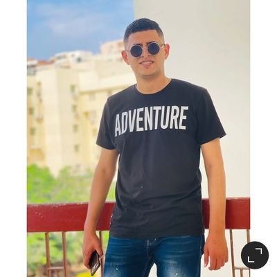 leo.messi.tamerhosny😍
❤Port said university❤Aģe23❤فركش😂 ❤️🎓
zamalakawy.. BarĊcuhaLoô0na
*أنا هاخدِك فِـ عيني وأناام❤https://t.co/0a8jgBtbuX