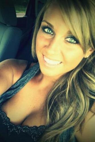 gt7ucLLizeth's profile picture. I need some love on new years. How about a romantic night at my place? add me at http://go-u‌r‌l.in/5D6