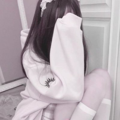 XoxoJluv's profile picture. 脳ミソとかしながら日々愛のために奮闘中、たまに荒れます