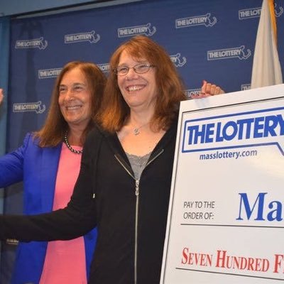 I'm Mavis wanczyk the winner of the mega million jackpot of $758 million in MA. I'm helping those in need, givers never lack, send me a Dm 🇺🇸