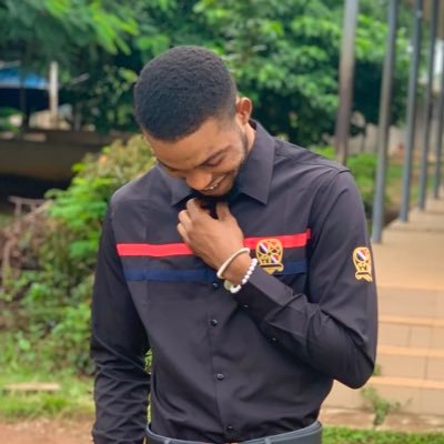 Clothing Brand, chemist 🧑🔬. Chelsea fan. Perfect Gentleman. Locktician (💇♂️) Designer(currently cooking)