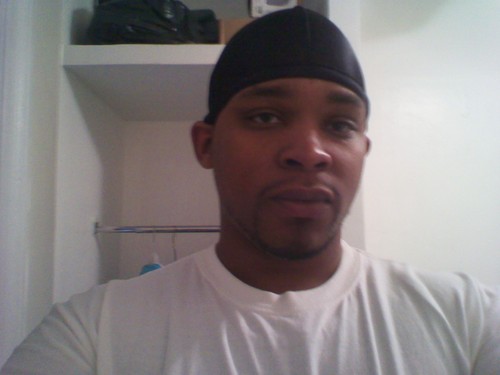 Young man medium built  an cute try me