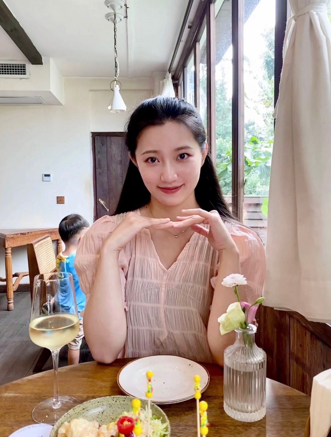 wgcnc400ck49063's profile picture. 私は共通の話題を持ち、心が良くて大人びて落ち着いた彼氏を探したい。
私は今年32歳、身長170cm、体重58kg
興味のある私のLINEを追加できる私のIDはlixin115です