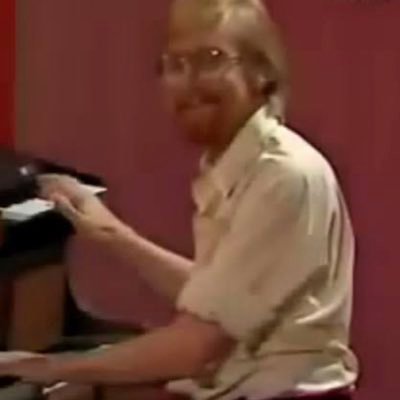 appsheet40's profile picture. 27で起業。現在42歳。もっと早くに各フェーズ毎でしっかりか会社の仕組み構築することに力を入れればよかったと後悔し、現在再構築途中のおじさん。のつぶやき