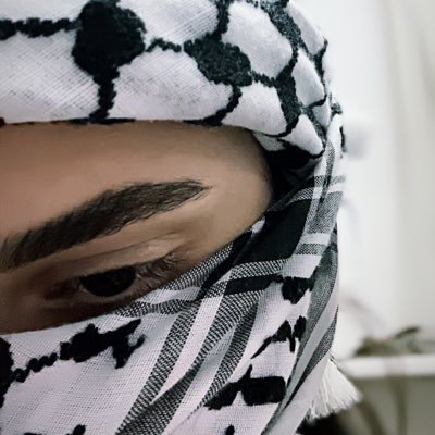 أتَمَنى أَن يَعودَ گُلُ شَيءٍ گمَا گان، حَتَّى أَنَا.