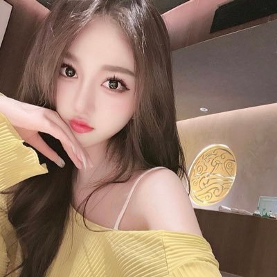 ui_na_3's profile picture. 全てはきっとこの手にある🦋💗フォローしてこないでください