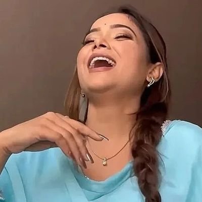 Sanju52423641's profile picture. 😊😊 घणा सयानो छोरो।