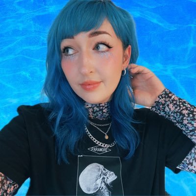heybbh_'s profile picture. 💙 beckybluehair ♡ manchester, u.k. 🇬🇧 ♡ content writer ✏️ ♡ japan 🇯🇵 video games 👾 cosplay 👑 ♡ instagram: heybbh_ 🌿