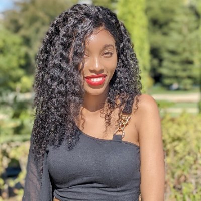 RosineTiani's profile picture. 