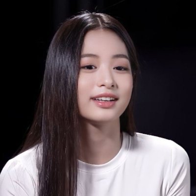 ahyeoncore's profile picture. for ahyeon of babymonster