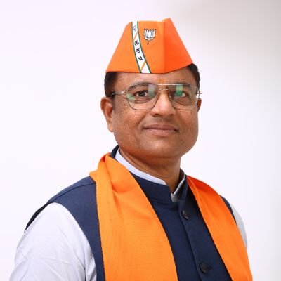 •Incharge chota udaipur district (bjp) •Former incharge jhagadia vidhansabha (bjp) •Former town planning chairman (smc) •Former councillor surat (smc)