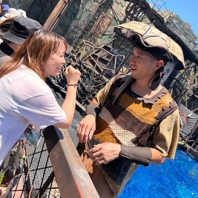USJ🌍要塞🌊ユニモン🪦好きと繋がりたい💖(⚠️同担拒否や誹謗中傷·マウント·迷惑行為・マナー違反·勧誘等のモラル無い方は一切お断り❗)
🌊⇒ユージさん最推し👍
🪦⇒Neilさん🐺
最近⇒葛帅(ゲー·シュアイ)さんに沼😍