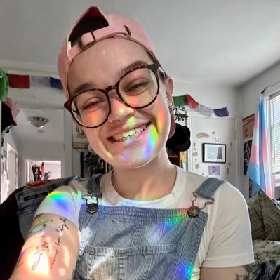 27 • nonbinary gaymer & frog hat enthusiast 🏳‍⚧🎧📚🎮🐈🪐 • no gender? no problem! (they/them)