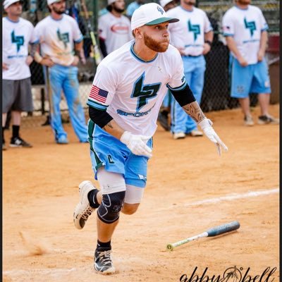 |26| My 🌎 revolves around sports and music.. Sports Broadcasting degree 📚🎤