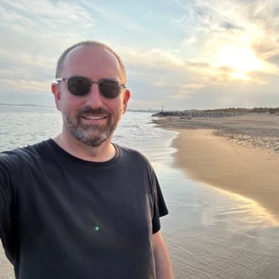 Chartered surveyor, shoe collector, insomniac and rugby fan. Director @heylohousing, NED @watfordgateway,