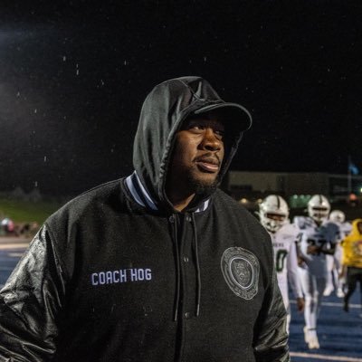 Run Game Coordinator/RBs Coach @ West Bloomfield High School |Boss Hog Academy |24| 2020 State Champion🏆 #F5