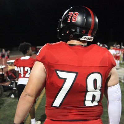 DKamody's profile picture. Height-6”3 Weight-335lbs C|NG Class of 2024 of Maricopa High school Maricopa Football-Track-Wrestling Varsity Football player🏈