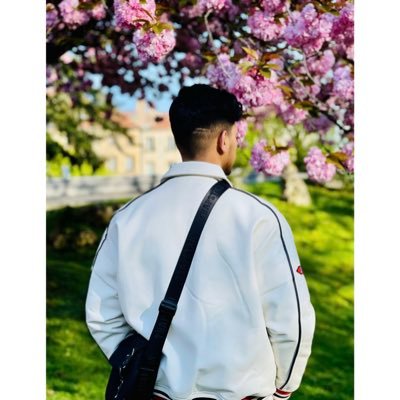 SYEDKIBRIA11's profile picture. ɪᴛ'ꜱ ᴍᴇ ᴀɢᴀɪɴꜱᴛ ᴍᴇ ⚡️