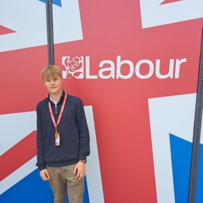 member of the labour + co-op partys || youth officer on @LabourWaveneyV ||
 14