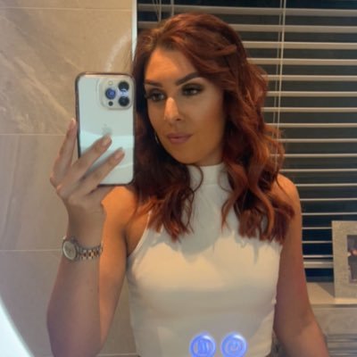 Katielonghurstx's profile picture. 