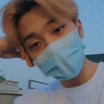 Rona_kei's profile picture. GOLDEN CHILD 💛💛