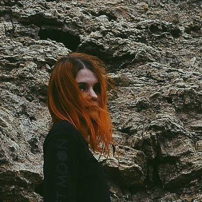 Wunschdenker_in's profile picture. I had hoped to thread the black hole with no strings attached
🌻 Gloom forever
🌑 We are the villains of the moon and doomed
🖤 The Soft Moon forever