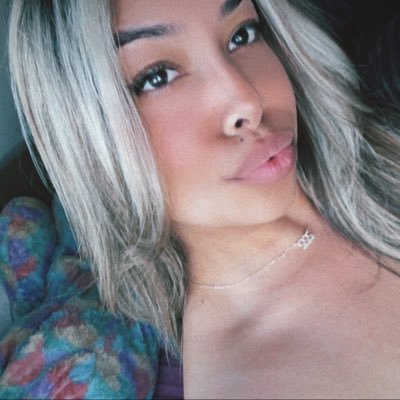 monavidaa_xo's profile picture. Mama of both 👦🏻 👧🏻 || • MA/XT TECH || • Aquarius ||•