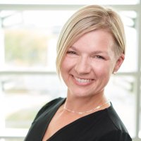 Deanna Davies (@deannadavies3) Twitter profile photo