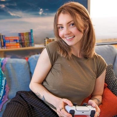 Twitch streamer, Co-host on Confessions of a Gamer Girl pod & gaming journalist for Quest Daily. I guess I like video games.