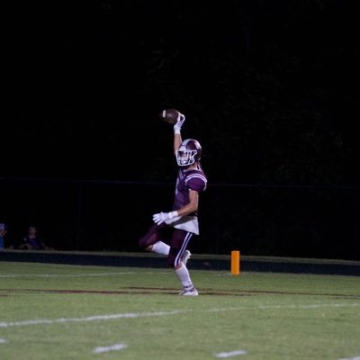 Perry LB/WR/TE | 6’5,205| 3.9 GPA | ACT:24 | https://t.co/zqrwZ2zvzB