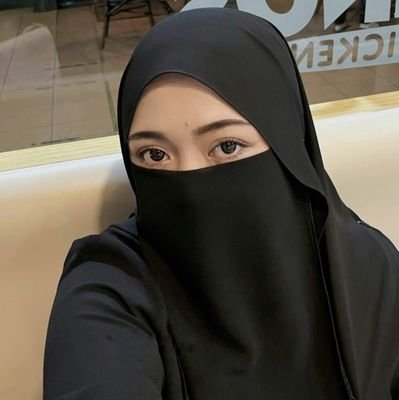 UstadzahNisa Profile Picture