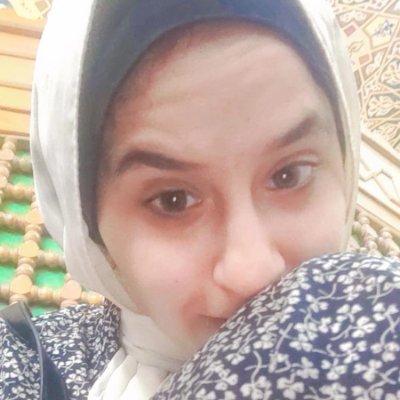 Rewida_ali's profile picture. Try more....