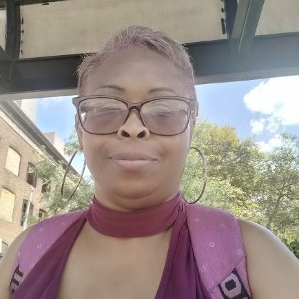 loves musics singing fashion playing games app quizzes and having fun