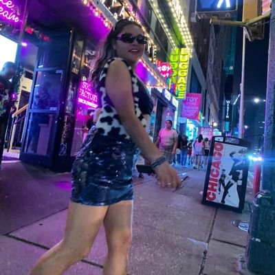 ItzelLazcano's profile picture. 