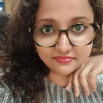 Former educator turned copywriter. Love to talk about business, personal growth, spirituality n rest discovering...