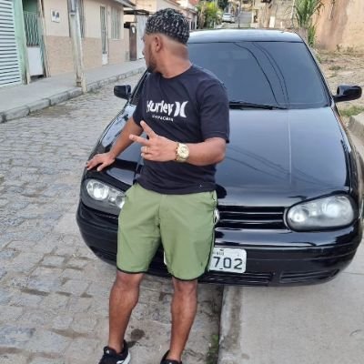 Meus pais me educaram pra te valorizar pelo que você é, não pelo que você tem.