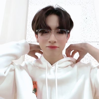 bebebluelee's profile picture. 