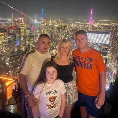 DeasyJonathan's profile picture. love a siesta I do 😴