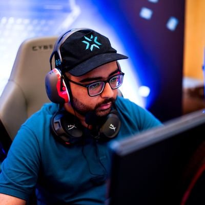 22 | Indian | FPS enthusiast | Occasional streamer