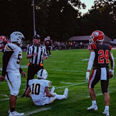 SV RB/SS/Returner, C/O 24, 5'10 200lbs, 3 star recruit⭐️, 1st-Team all Ohio RB, 1st team all district, Offensive player of the year, 4.49 40 time, 419-262-8216
