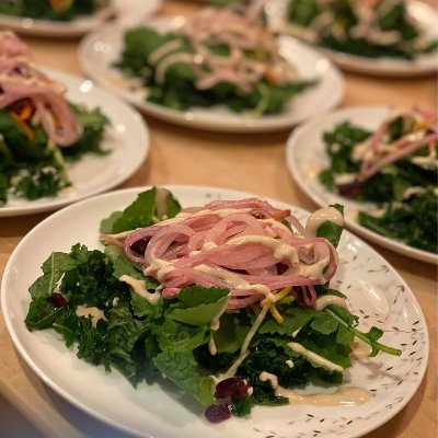 Full-service catering, fresh&customized menus for any event. On-site cooking, allowing hosts to mingle with guests while enjoying delicious food worry free.