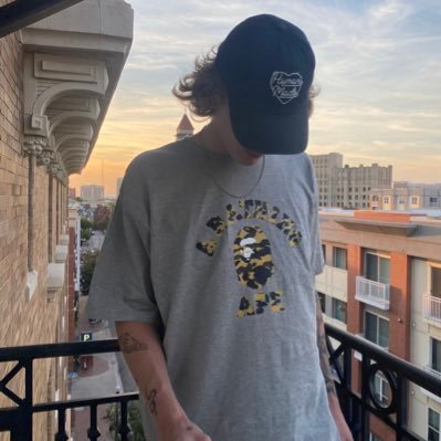 andrewschaef23's profile picture. I like sports