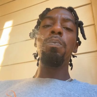 If You Not Talkin Bout No $$$ Don’t Dm Me Idc How Good You Think My 🍆 Is Pay Me
