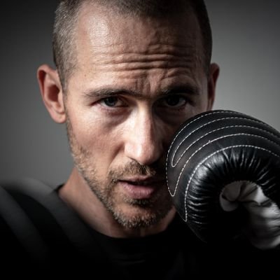 Personal Trainer & Online Coach for extreme Health.

Ich helfe dir wieder die Kontrolle über deinen Körper und Geist  zu erlangen.