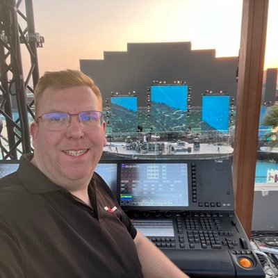 Lighting Operations Manager for PRG Middle East. Avid @the_Gannets follower. Spurs fan.