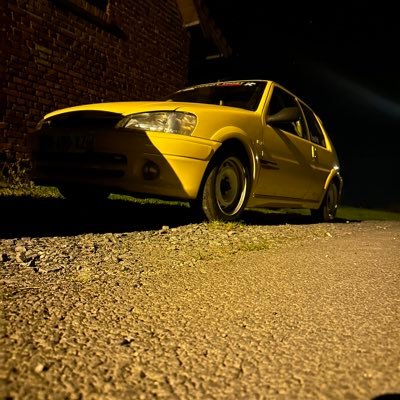 EvePraneuf's profile picture. ❤️